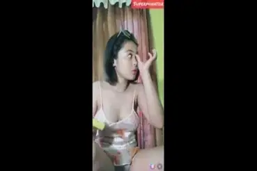Dokumentasi Rhputri Cantik Live Kasur