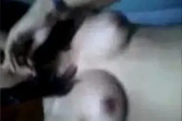Gadis Bandung Cantik Pasrah Goyang Kasur