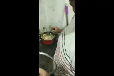 Gadis Cantik Pasrah Goyang Kasur Bareng Suami