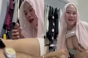 Gadis Cantik Pasrah Servis Kasur Ayang Hot