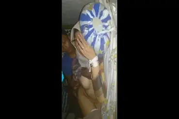Ukhti Hijab Cantik Pasrah Goyang Kasur Pacar