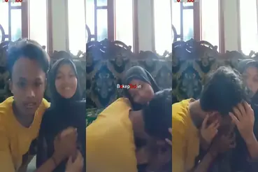 Ukhti Hijab Cantik Pasrah Goyang Kasur Ruang Tamu