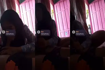 Ukhti Hijab Cantik Pasrah Goyang Ruang Tamu
